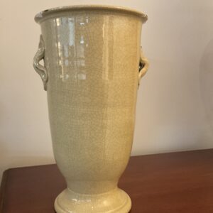 VASE ANTIQUE IVORY