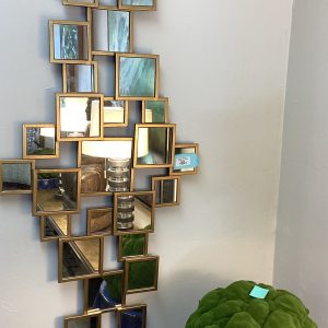 GOLD MIRROR WITH SQUARES