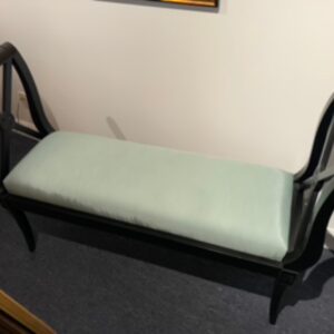 EMPIRE STYLE BLK BENCH-9024388