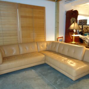 NATUZZI CARAMEL LEATHER SECTIONAL F148