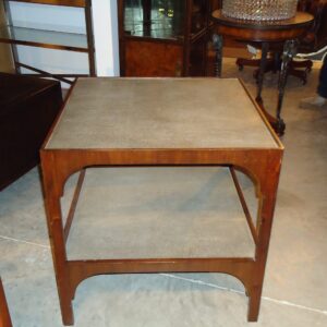 SQU ALLIGATOR ACCENT TABLE-SKU FU013