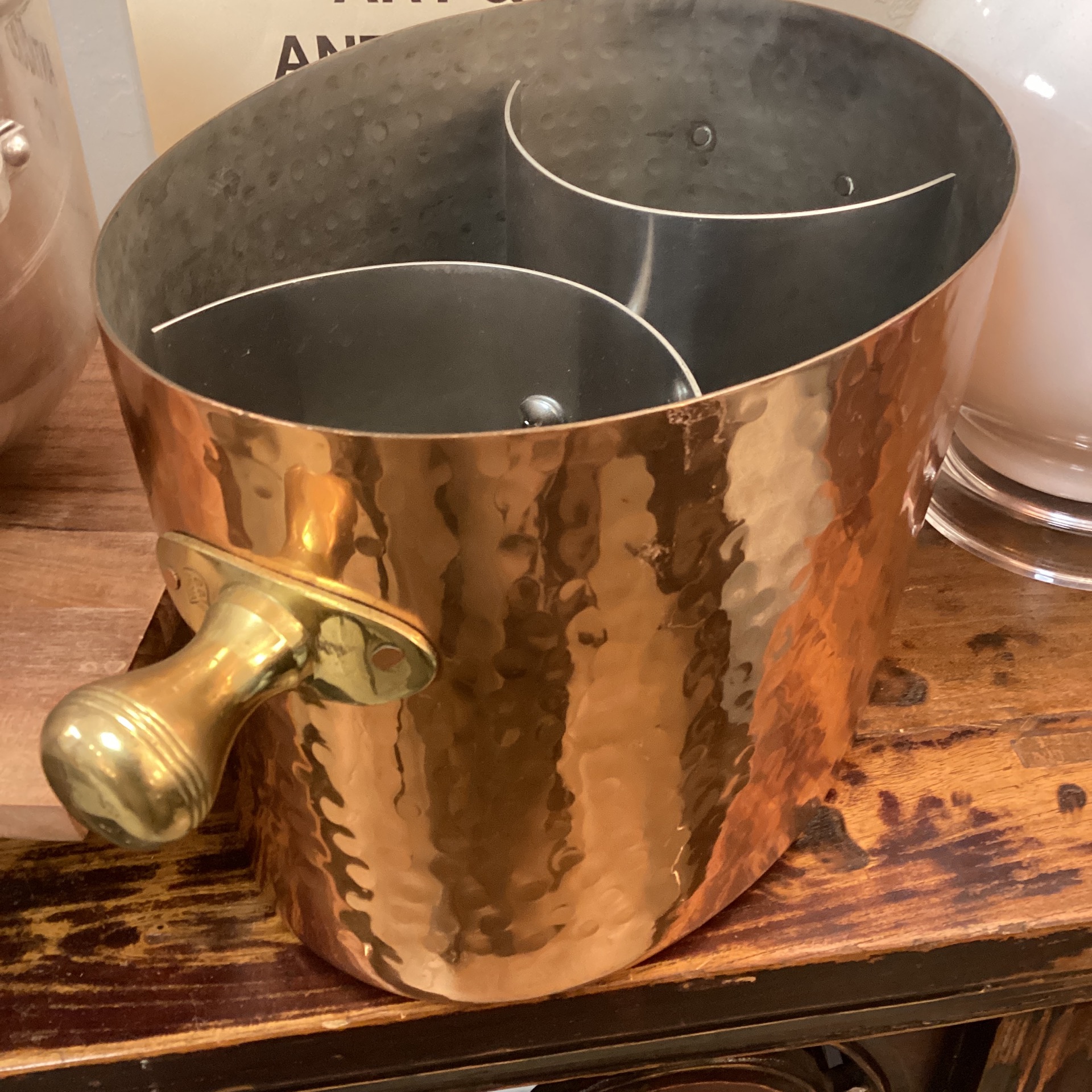 CHAMPAGNE WINE BUCKET