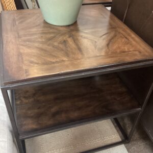 BERNHARDT S/TABLES SET OF 2 -Q784805