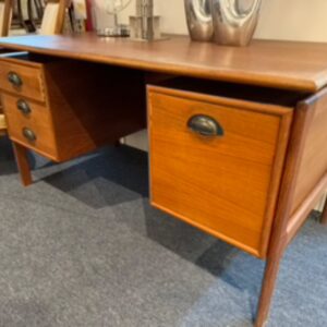 VINTAGE 50’s DESK-SKU 6261814